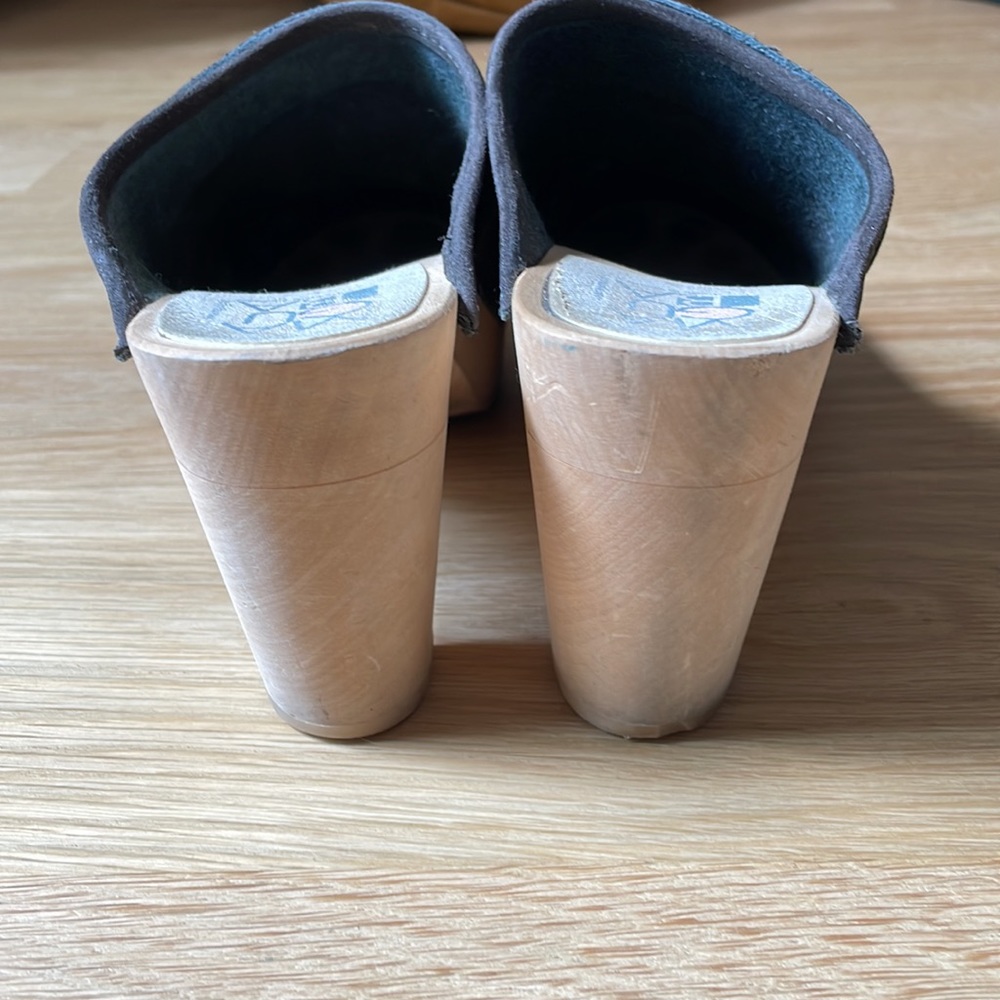 MAGUBA Stockholm Nubuck High Heel Clogs - Picture 3 of 9